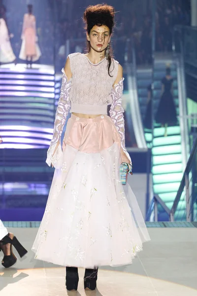 Look 49